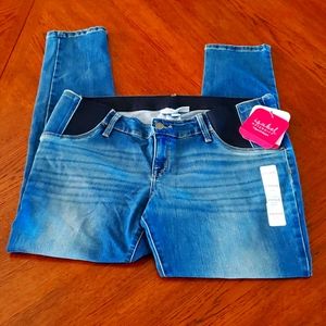 NWT Light Blue Maternity Jeans